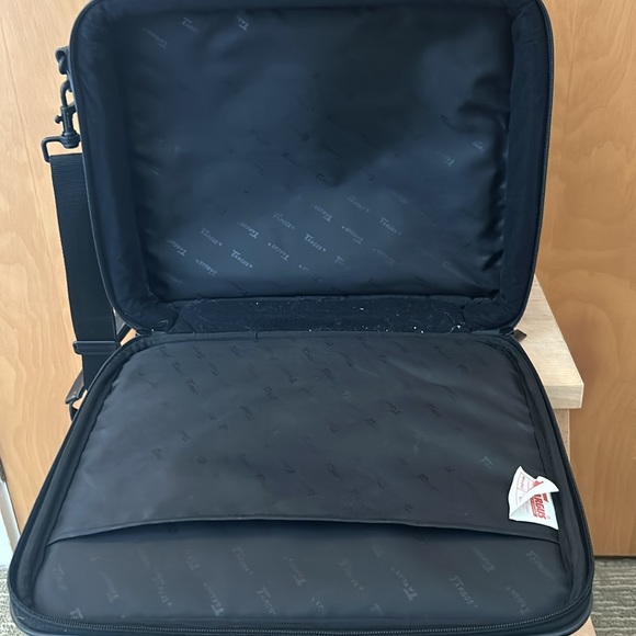 Targus Computer Bag - Picture 9 of 12